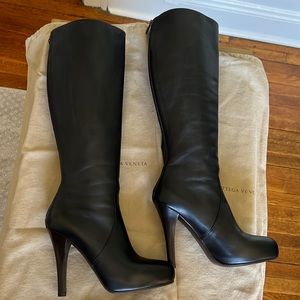Rare sexy black leather Bottega Venetta boots w individual dust bags 38.5 8  8.5